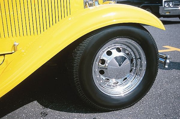 How to Clean the Tires on Your Car