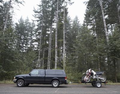 How to Center a Leaf Spring on a Trailer