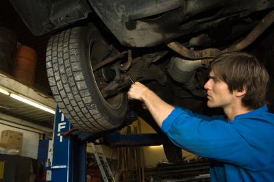 How to Change the Brakes on a Chevy Colorado