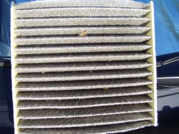 How to Replace a Cabin Air Filter in a Toyota FJ Cruiser