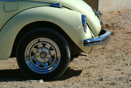 How to Set the Points on a 1973 Volkswagen Super Beetle