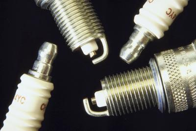 How to Replace Spark Plugs on a Jeep Liberty