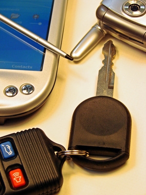 How to Program the Keyless Entry Remote to a 2002 Chevy Tahoe