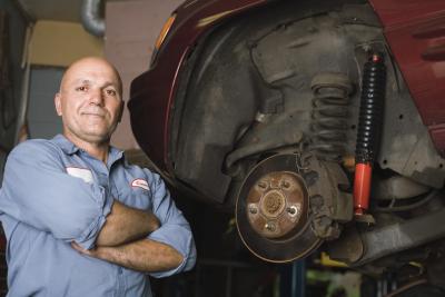 How to Remove a Leaf From a Multi-Leaf Spring