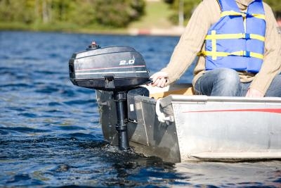 How to Decarbonize an Outboard Motor