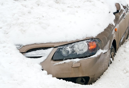 How to Start a Car With a Frozen Gas Line