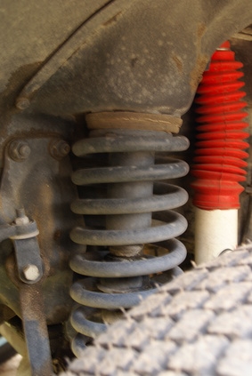 How to Replace Jeep Grand Cherokee Shocks