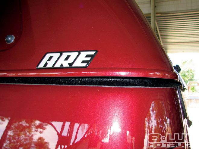 A.R.E. Truck Cap - Cover Up