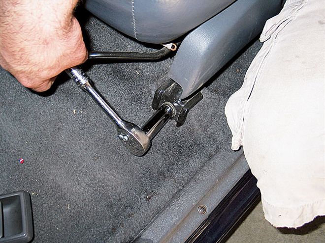 Suicide Doors Install on a 1993 Toyota Pickup - Suicidal Tendencies