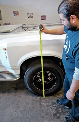 1995 Ford F-350 Suspension Upgrade - Shock Therapy