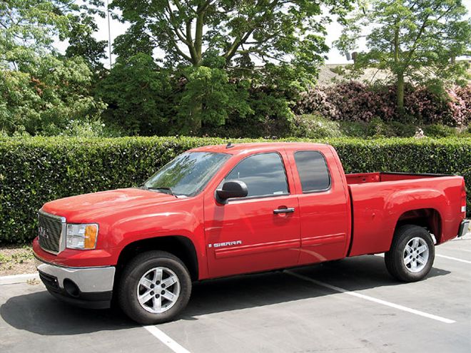 2007 GMC Sierra Lift Kit Install - Penthouse View