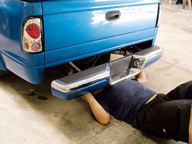 MBRP Exhaust Install on a Dodge Dakota - Road To Retroville, Part 3