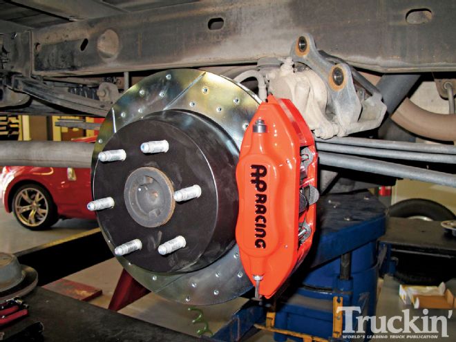 2004 GMC Sierra Brake Upgrades - Whoa, Baby!