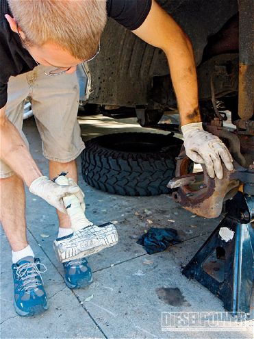 1997 Ford F350 - Step-By-Step Axle Repair