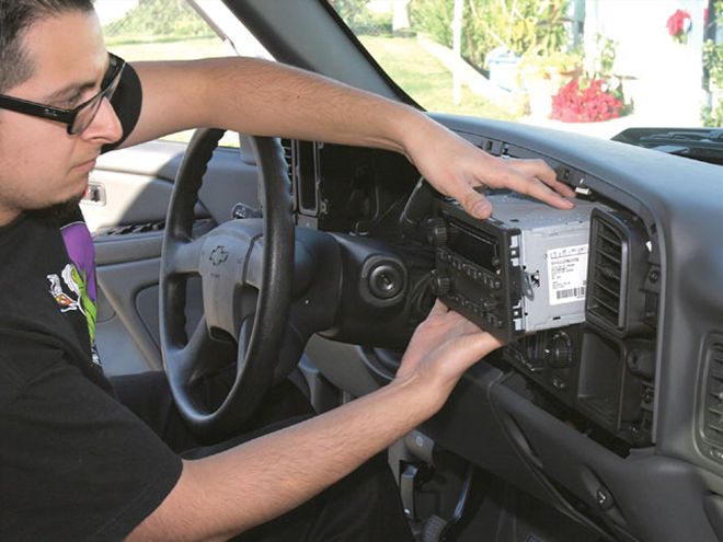 Ipod Interface On A 2007 Chevy Silverado - Sound Solution